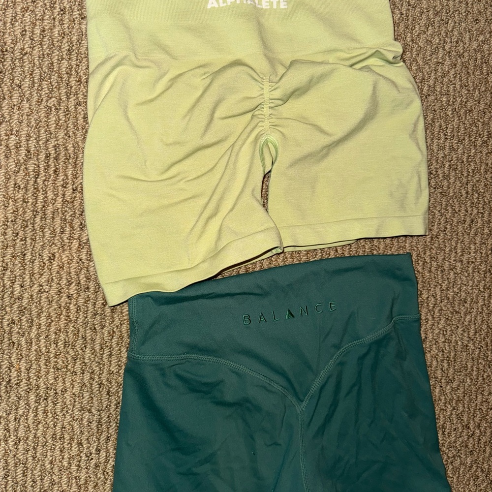 Alphalete balance set